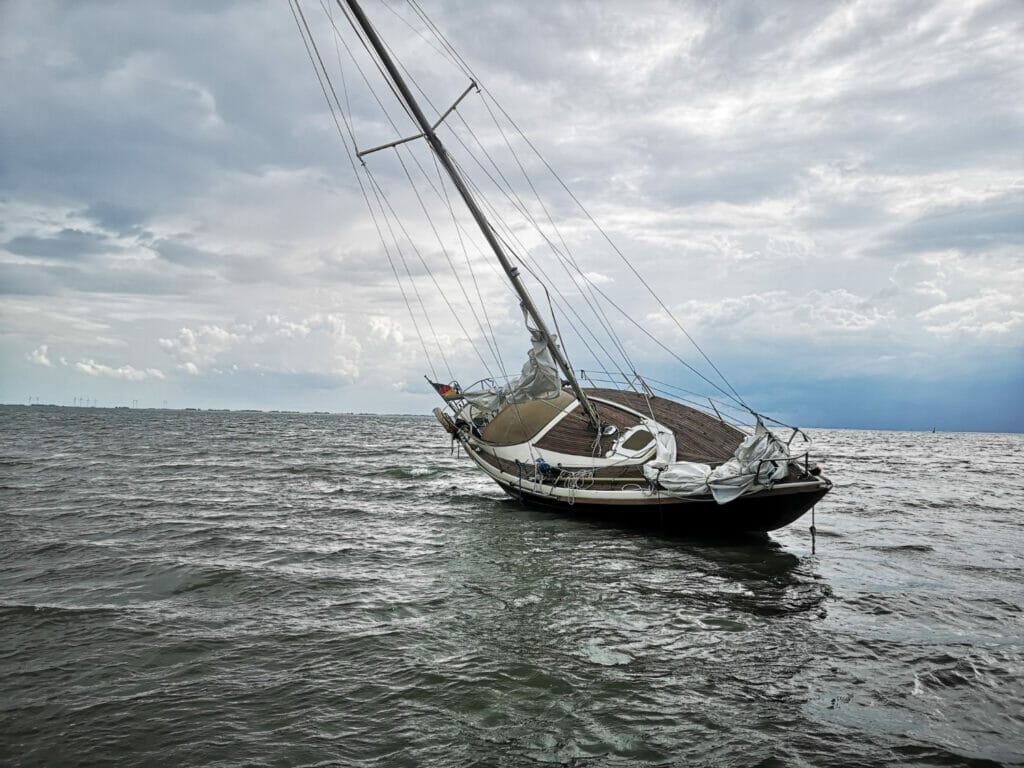 bateau inclinomètre digital ou analogique pour naviguer en toute sérénité